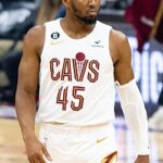 Cavs' Mitchell on not getting to line: 'I don't fl...