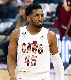 Cavs' Mitchell on not getting to line: 'I don't fl...