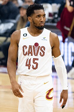 Cavs' Mitchell on not getting to line: 'I don't fl...