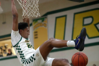 2027 4-star SF Donovan Davis commits to Iowa State