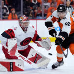 Hurricanes beat the Flyers 4-1 in Game 3, take a 3-0 series lead
