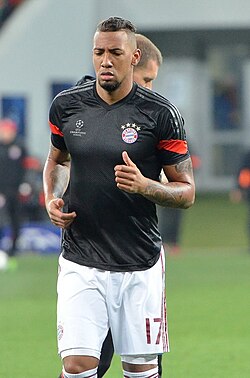 Bayern Munich open talks over Gordon move