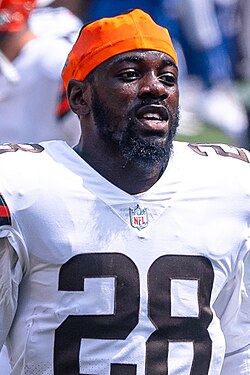 Browns' Owusu-Koramoah (neck) out '26 season