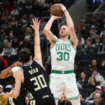 Sam Hauser 2025-26 regular season highlights