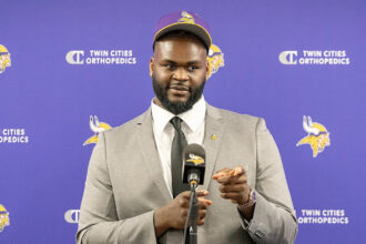 First-rounder Caleb Banks, seven other picks sign with the Vikings