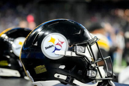 Steelers sign three draft picks