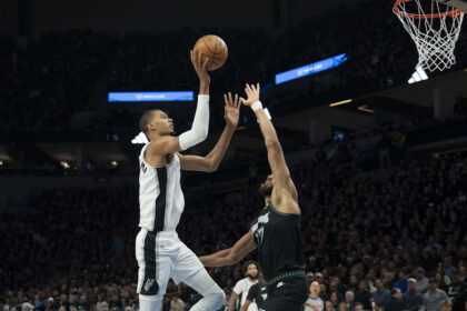 Victor Wembanyama, Anthony Edwards putting on a show in Game 3