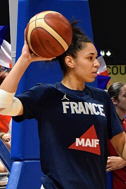 Janelle Salaun propels Valkyries to opening win over Storm