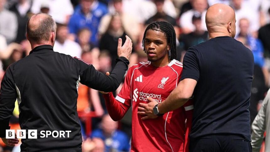 Boos, no intensity and no identity - what is Slot's Liverpool?