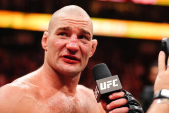 'Wow that decision': Fighters react to Sean Strickland's stunning upset of Khamzat Chimaev at UFC 32