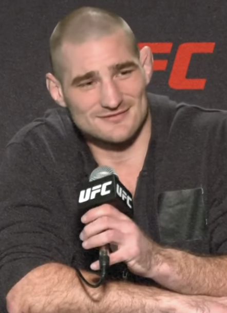 Sean Strickland hands Khamzat Chimaev first loss, reclaims belt