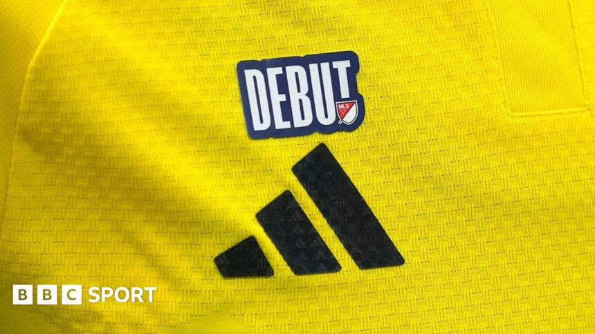 World Cup debutants to wear collectable patches on shirts