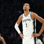 Spurs' Victor Wembanyama ejected in Game 4 for elbowing Naz Reid in the face