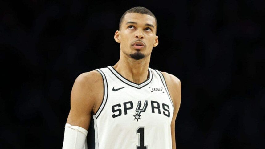 Spurs lose Victor Wembanyama to first career ejection after violent elbow in Western Conference semi