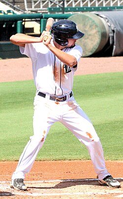 Nick Castellanos homers in 9th, Padres beat Cards in 10th
