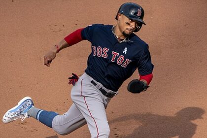 Dodgers to activate SS Mookie Betts for series opener vs. Giants