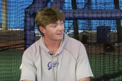 MLB-worst Mets promote prospect A.J. Ewing for opener with Tigers