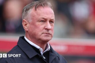 O'Neill turns down Blackburn job to remain with NI
