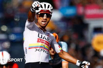Narvaez wins Giro stage three days after huge crash
