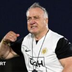 Advocaat, 78, set for World Cup record after Curacao return