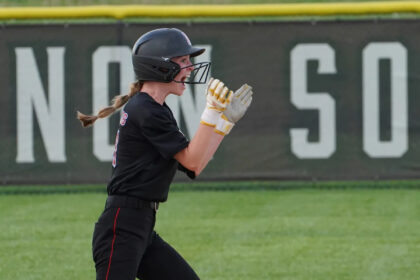 Which Cincinnati softball teams in DI, DII could win district titles?