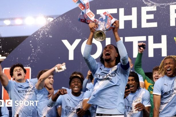 Man City beat rivals Man Utd 2-1 to win FA Youth Cup