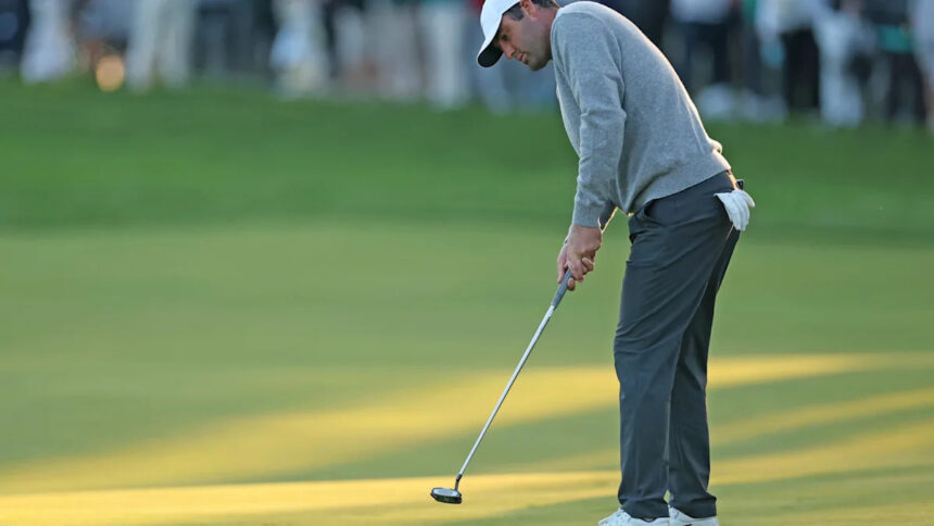 Scottie Scheffler part of 7-way tie for the lead at PGA Championship